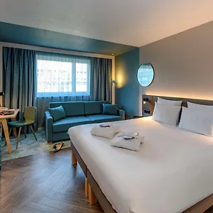 Novotel West מלון