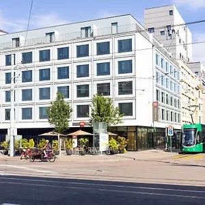 ** Hotel Ibis Bahnhof Svizzera