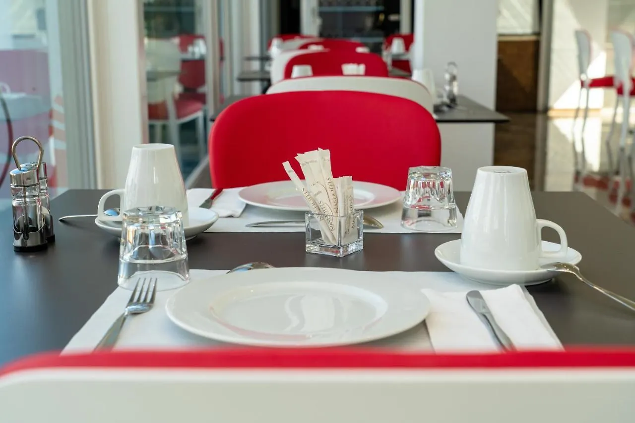 Vernier Nash Pratik Hotel 3*,  שוויץ